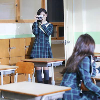 Fromis 9 - 1st Mini Album [To. Heart] Behind 16