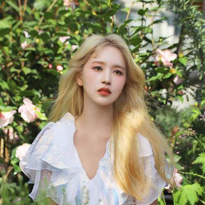 TWICE - 9th Mini Album “MORE &amp; MORE” Jacket Shooting 06