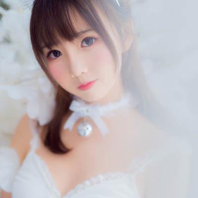 Bộ Đồ Ngủ Màu Trắng - 吊带白睡衣 48