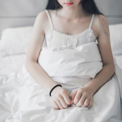 Lười Biếng Rời Giường - 慵懒的起床 01