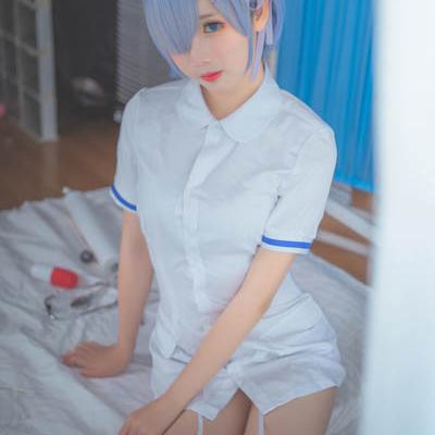 Y Tá Tỷ Tỷ Và Sườn Xám - 护士姐姐和旗袍 01