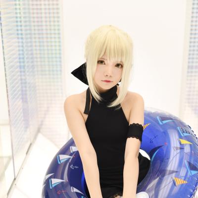 Saber Alter Swimsuit 05