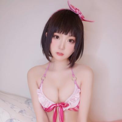 Megumi Kato - 加藤恵水着 01